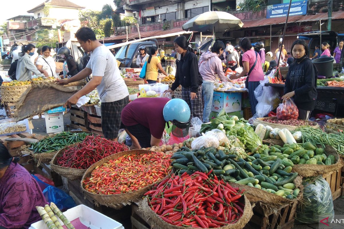 Harga cabai rawit merah di Denpasar alami kenaikan Rp16 ribu jelang Hari Raya Galungan
