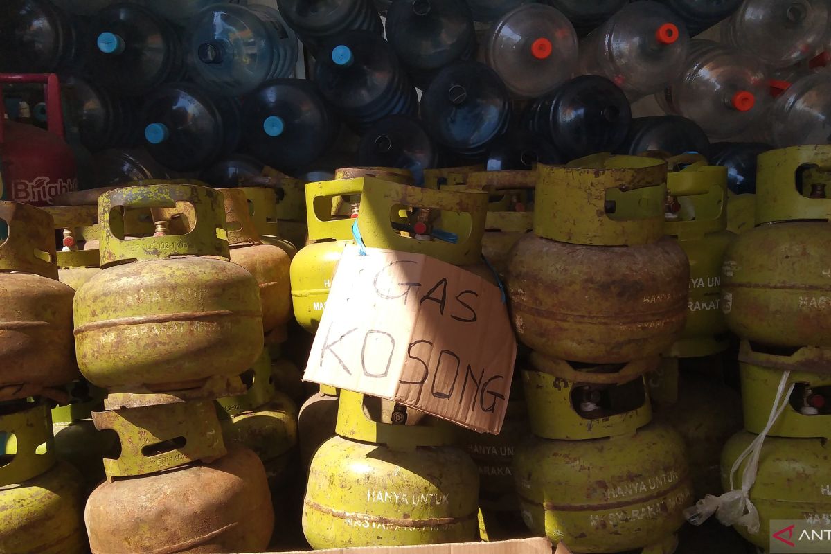Pertamina gelar operasi pasar gas elpiji tiga kilogram di Bali