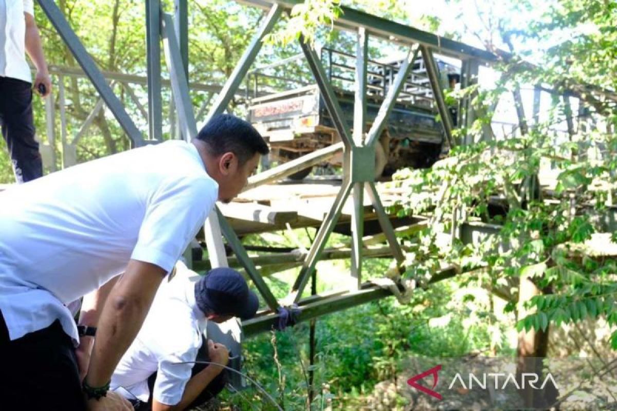 Pemkab Gowa bangun kembali jembatan Jenelata yang rusak karena banjir