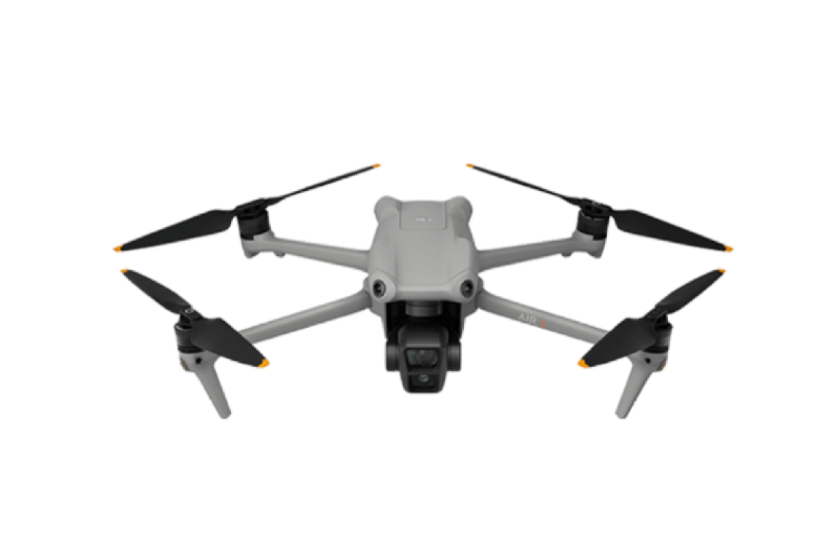 DJI Air 3 drone meluncur dengan kamera ganda 4K