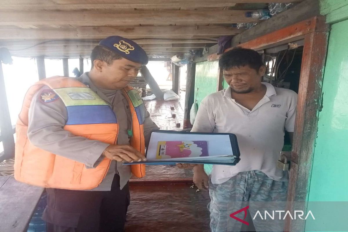 Polairud Polres Asahan gelar patroli cegah gangguan keamanan laut