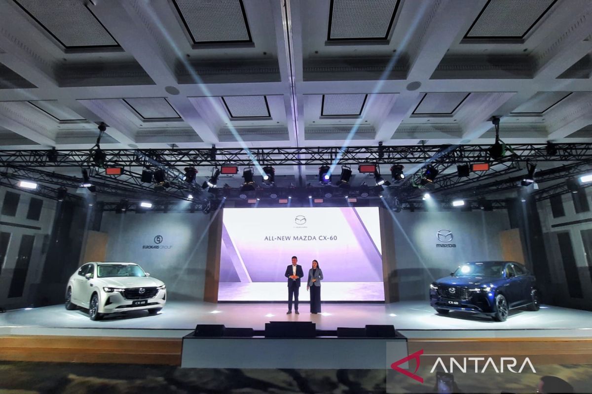 Mazda CX-60 hybrid dirilis dengan harga Rp1 miliar lebih