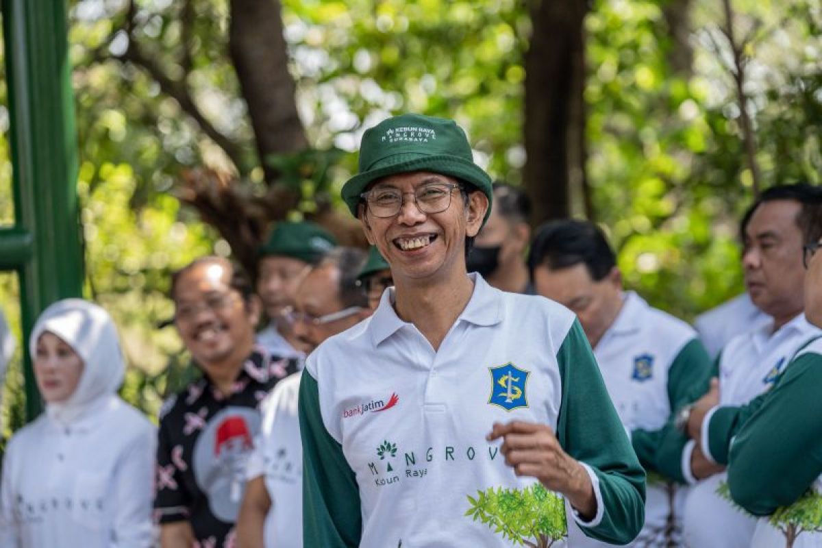 Cak Awi: Kebun Raya Mangrove jaga kawasan hijau di Surabaya