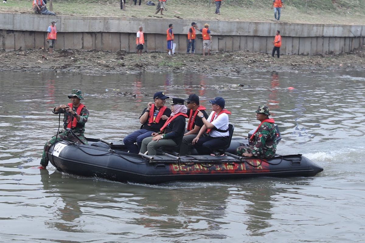 Pemkot Jaktim ajak warga jaga kebersihan Sungai Ciliwung