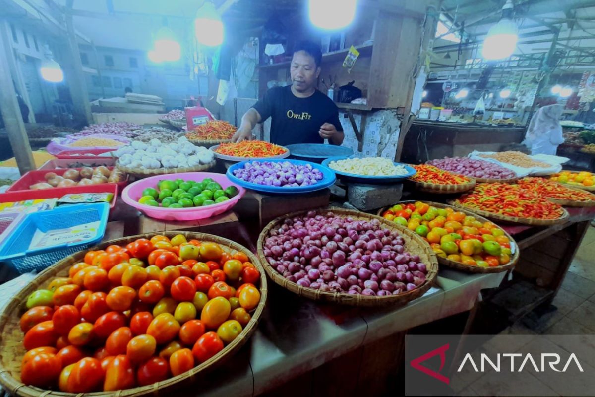 Harga bawang merah di Kota Gorontalo turun