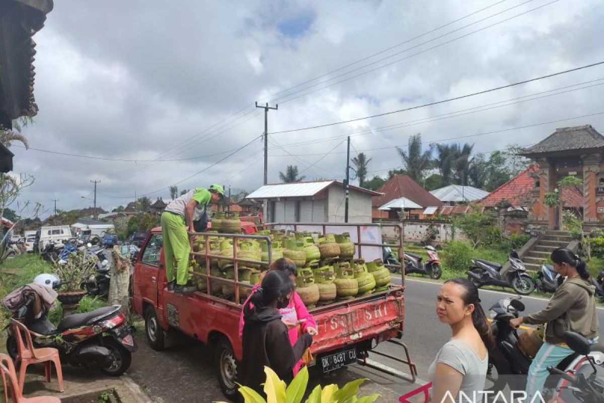 Pertamina tambah 368.480 tabung elpiji tiga kilogram di Bali