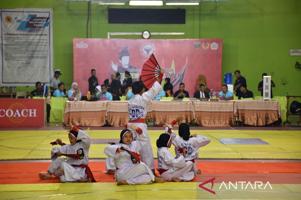 500 pesilat dari tiga provinsi ikuti kejuaraan Semen Padang Open 2023