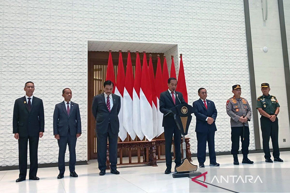 Jokowi: Penggantian Menlu China urusan dalam negeri