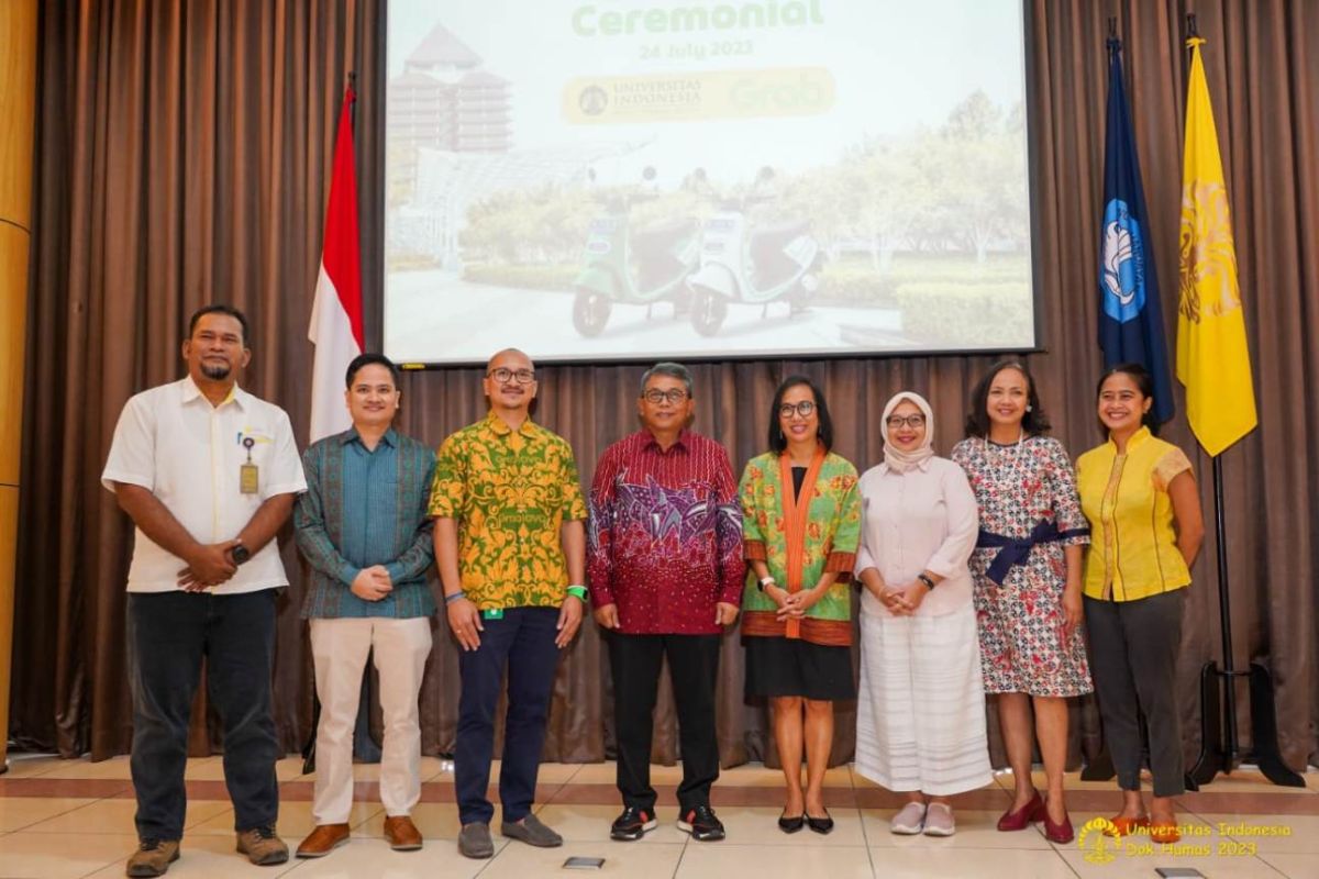 UI dorong penggunaan motor listrik di dalam kampus