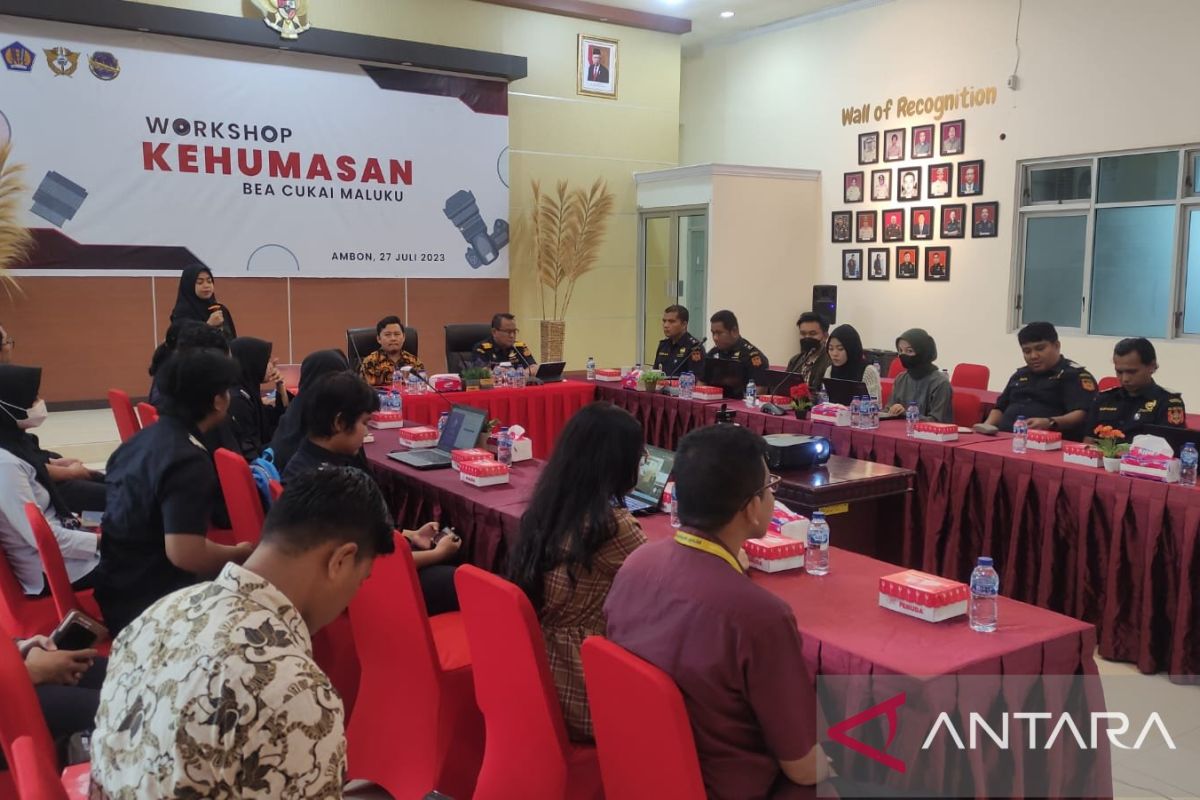 LKBN Antara Maluku isi Workshop Kehumasan Kanwil Bea Cukai Maluku