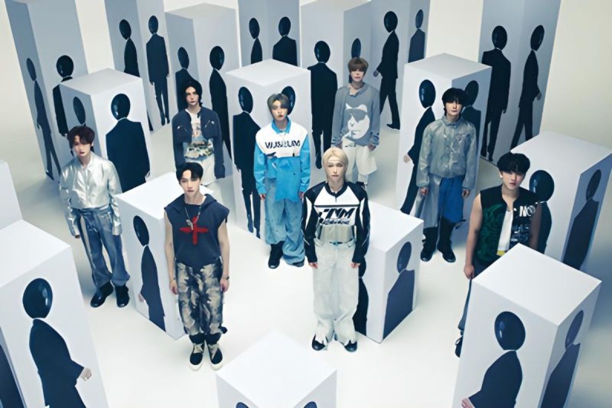 Stray Kids umumkan kolaborasi musik dengan musisi Jepang LiSA