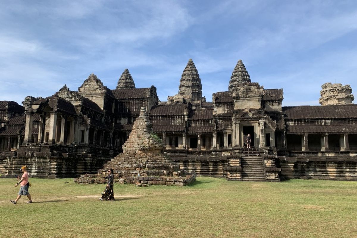 Bandara di pusat wisata Kamboja akan mulai beroperasi Oktober 2023