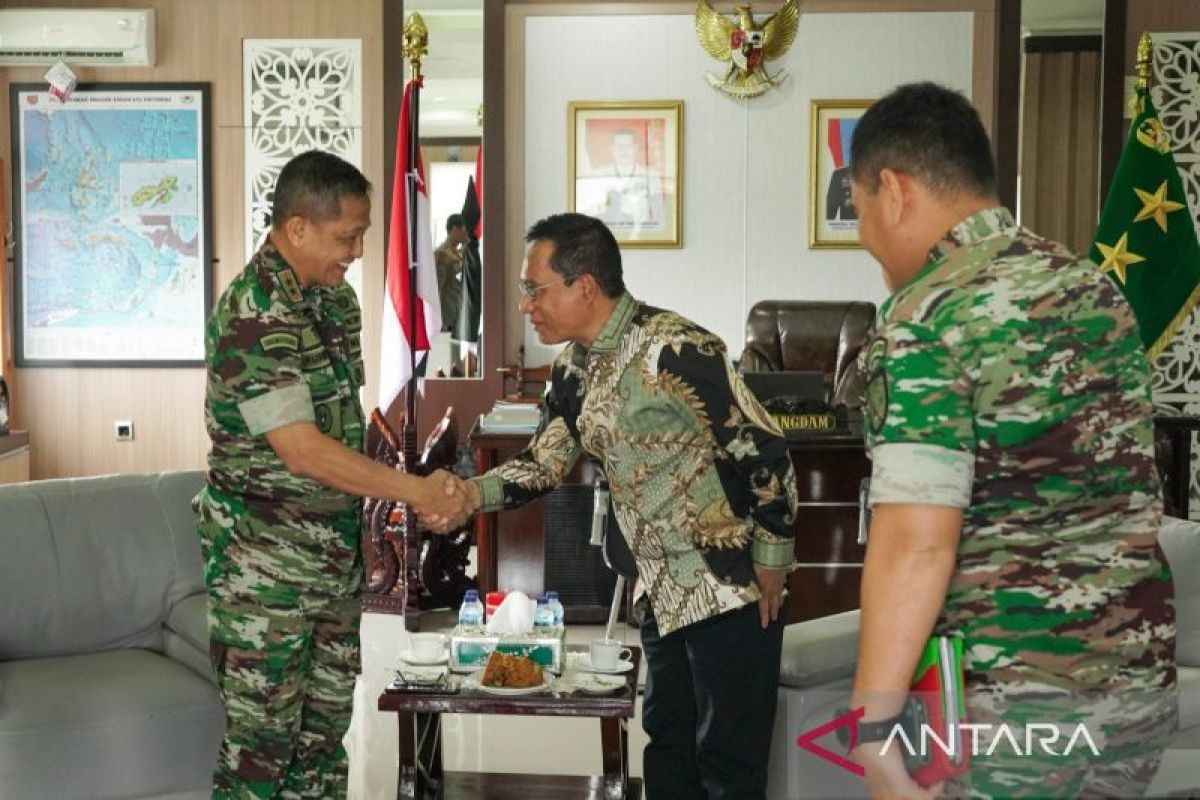 Kodam Pattimura-Pemkab Maluku Tengah sinergi jaga keamanan Wakal-Hitu pascakonflik