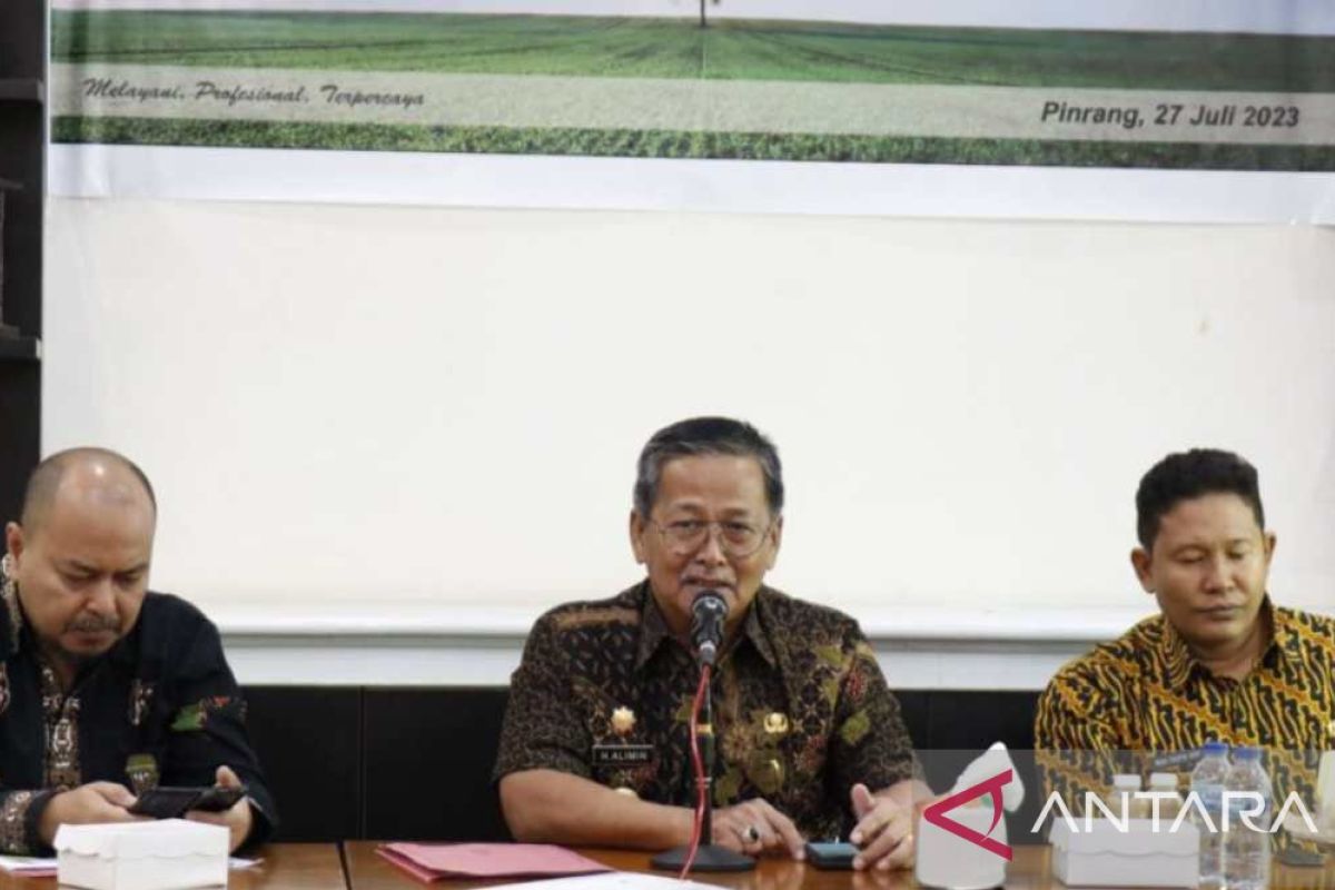 Camat-lurah di Pinrang diminta tidak pungut biaya program redistribusi tanah