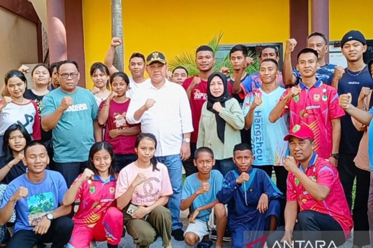 Penjabat Bupati tinjau pemondokan atlet Barito Selatan di Sampit
