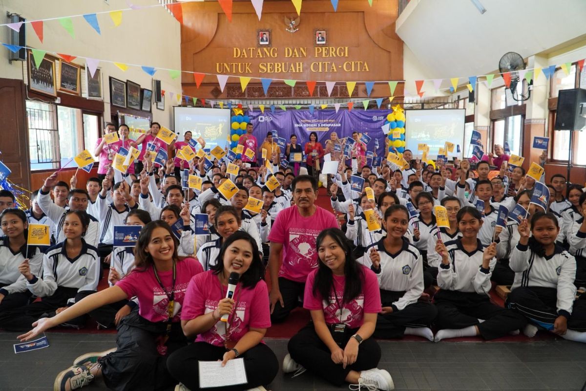 Kanwil DJP Bali latih 100 siswa SMAN 3 Denpasar untuk Pajak Bertutur
