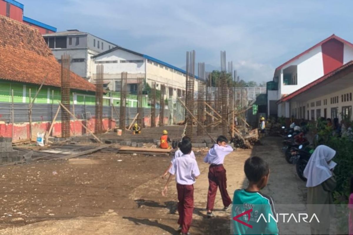 Kementerian PUPR bangun empat SMP terdampak gempa Cianjur