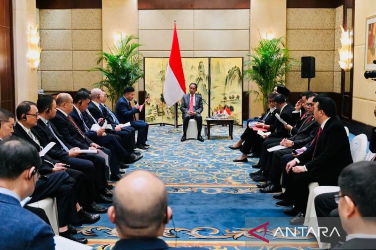 Jokowi gaet investasi 11,5 miliar dolar AS dari industri kaca China