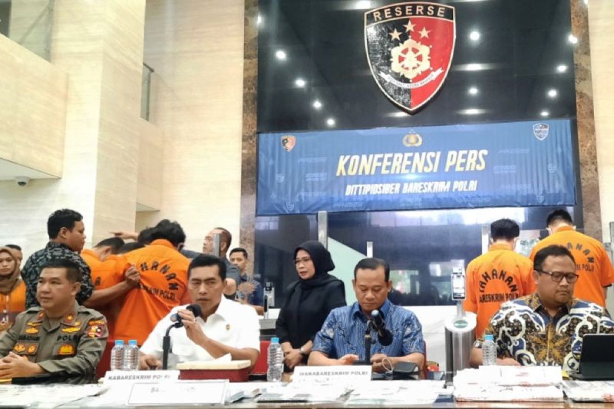 Rugikan negara Rp353,7 miliar, kejahatan IMEI