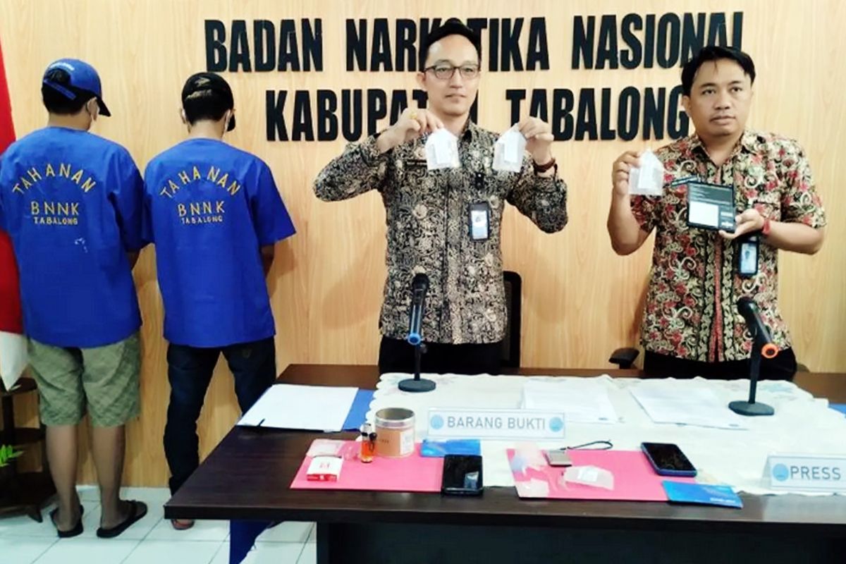 Kriminal kemarin, ciduk dua residivis pengedar sabu hingga 657 orang calon anggota Polri