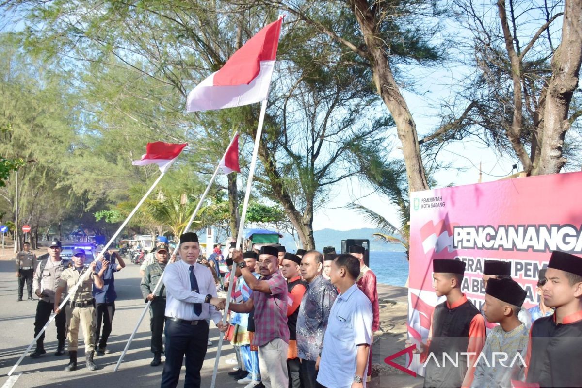 Pemkot Sabang Sukseskan Gerakan 10 Juta Bendera Merah Putih