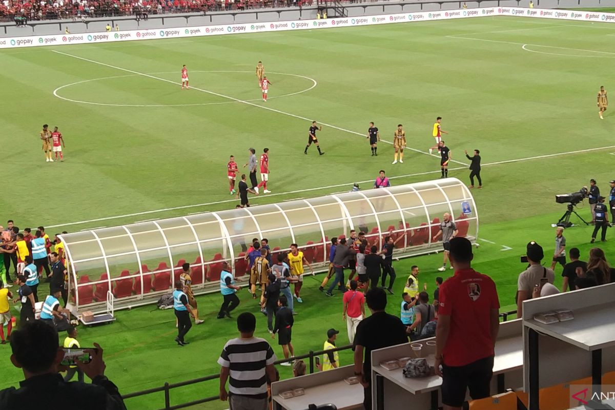Pelatih Dewa United-Bali United ungkap penyebab insiden usai laga