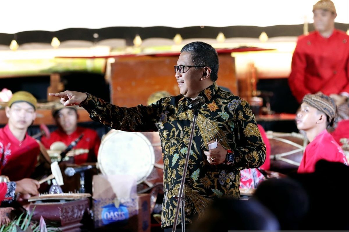 Sekjen PDI Perjuangan Hasto Kristiyanto sebut wayang adalah ritual kehidupan