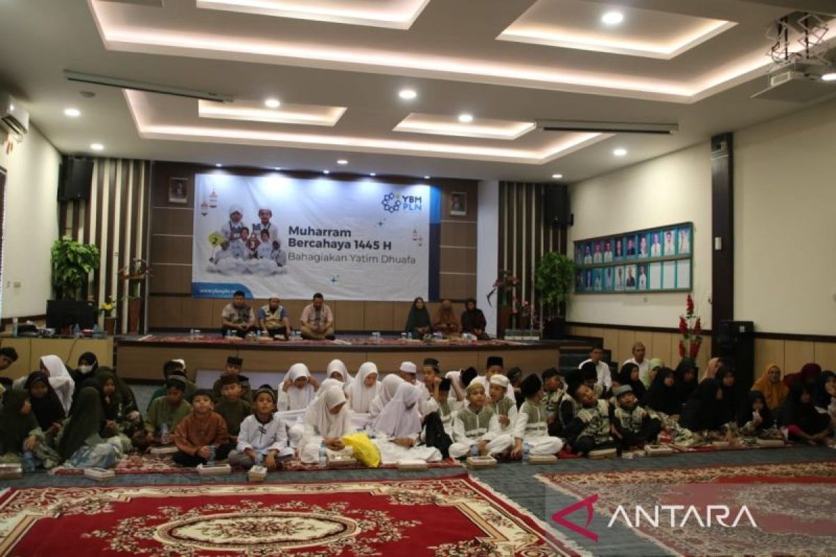 Melalui Program Muharram Bercahaya, YBM PLN santuni 20.000 anak yatim/dhuafa serentak di seluruh unit PLN