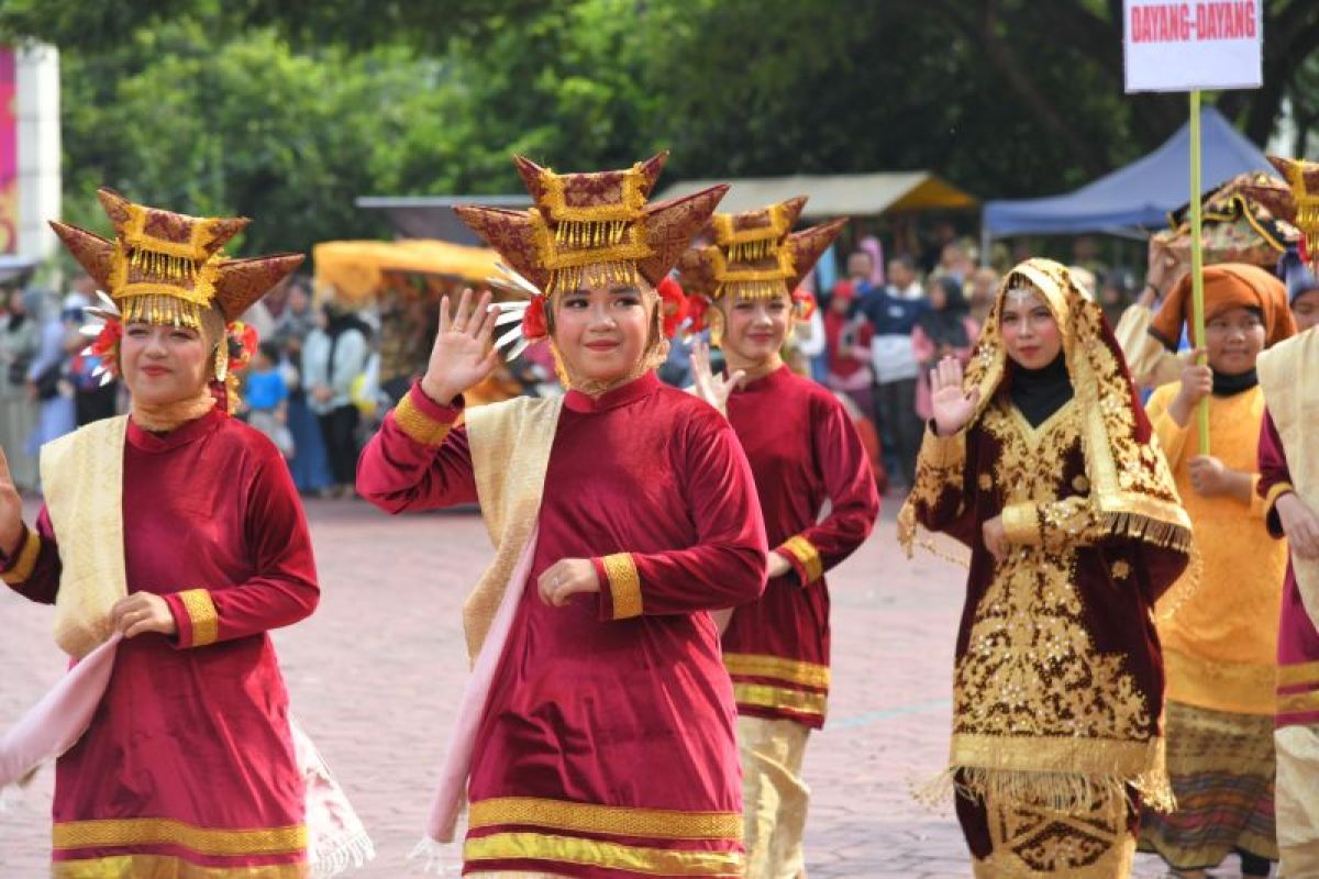 Karnaval Budaya Pesona Negeri Junjungan tampilkan adat dan budaya unik