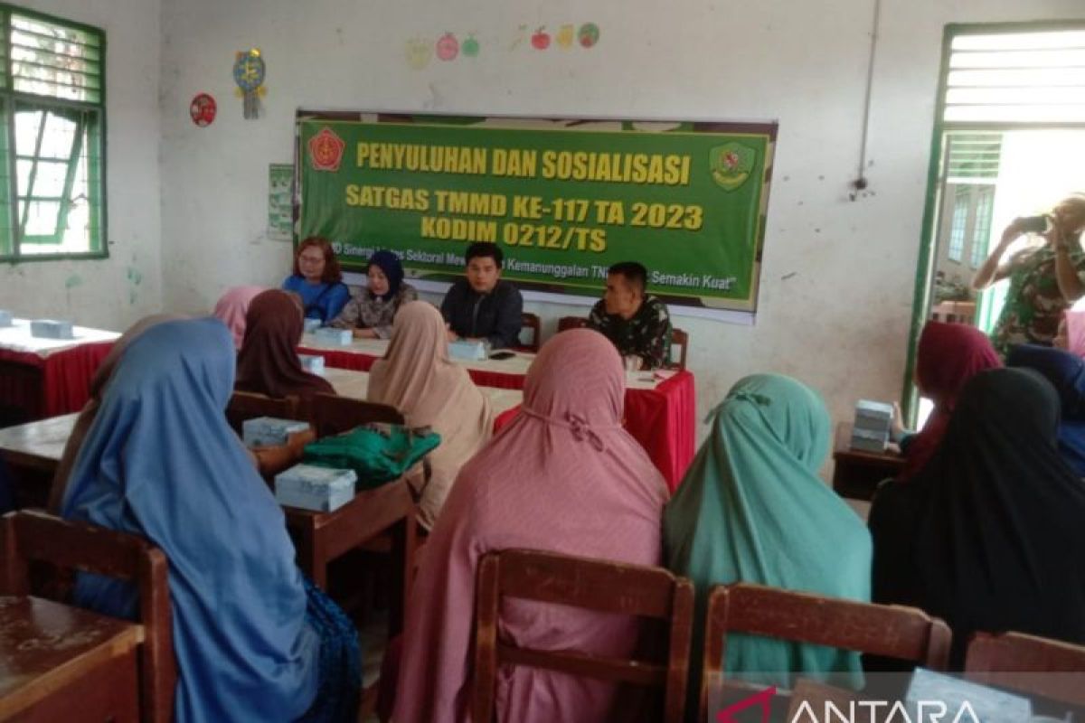 Satgas TMMD sosialisasi kesehatan di Desa Sitaratoit