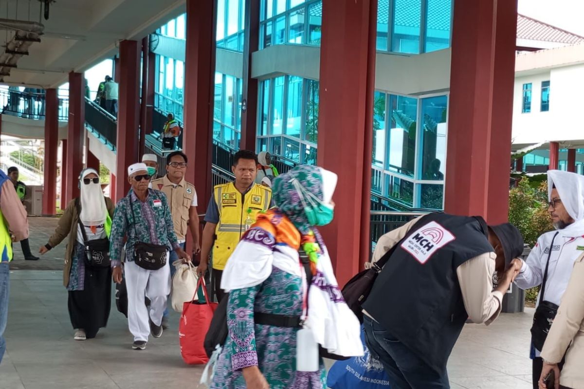 Angkasa Pura Ambon layani pemulangan  Jamaah haji Maluku