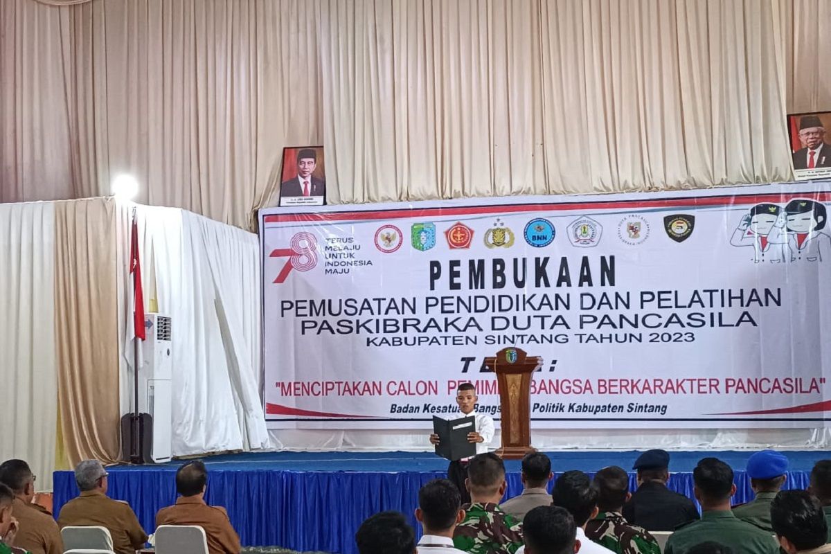 Anggota Paskibra calon pemimpin berkarakter pancasila