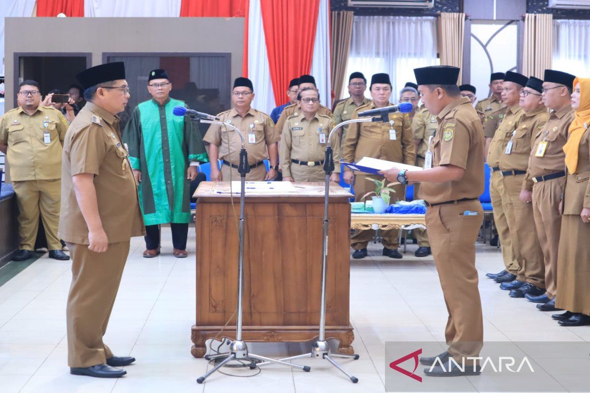 Wali Kota Banjarmasin lantik sebanyak 151 kepala sekolah