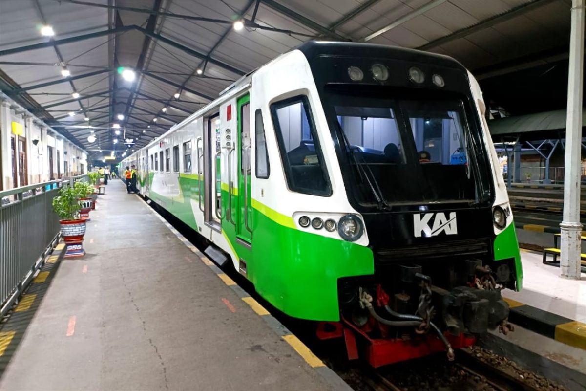 PT KAI Commuter sesuaikan aturan kapasitas dinamis di Daop 8 Surabaya