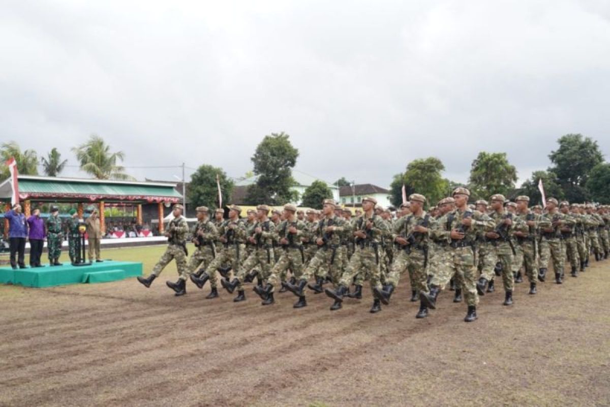 500 personel Komcad Kodam Udayana selesaikan Latsarmil