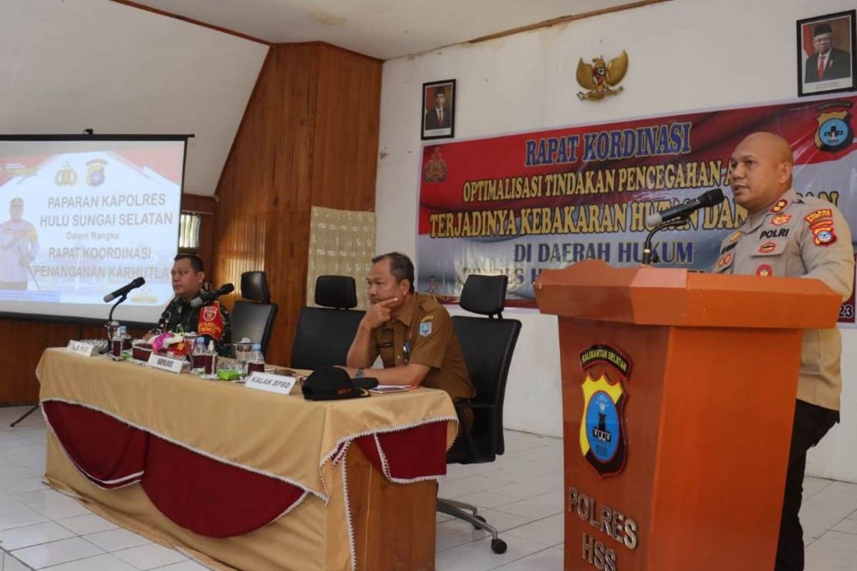 Polres HSS terapkan strategi sosialisasi masif pencegahan karhutla