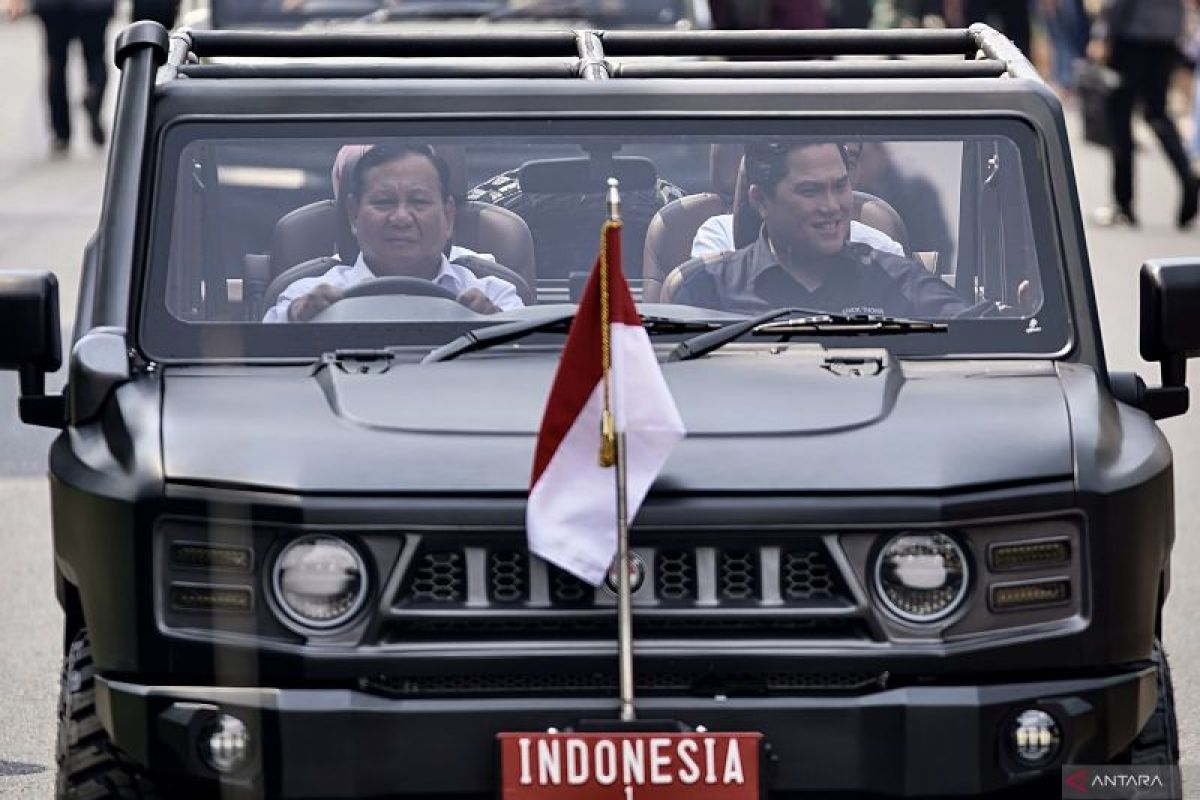 Berpeluang digandeng Prabowo, Erick: jatuh cinta mesti izin orang tua