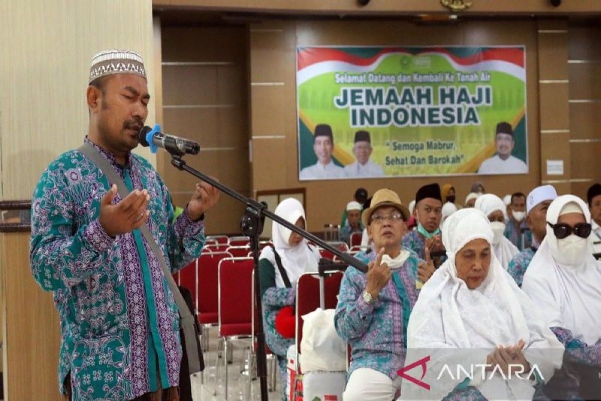 Debarkasi Solo masih menyisakan kedatangan haji 14 kloter