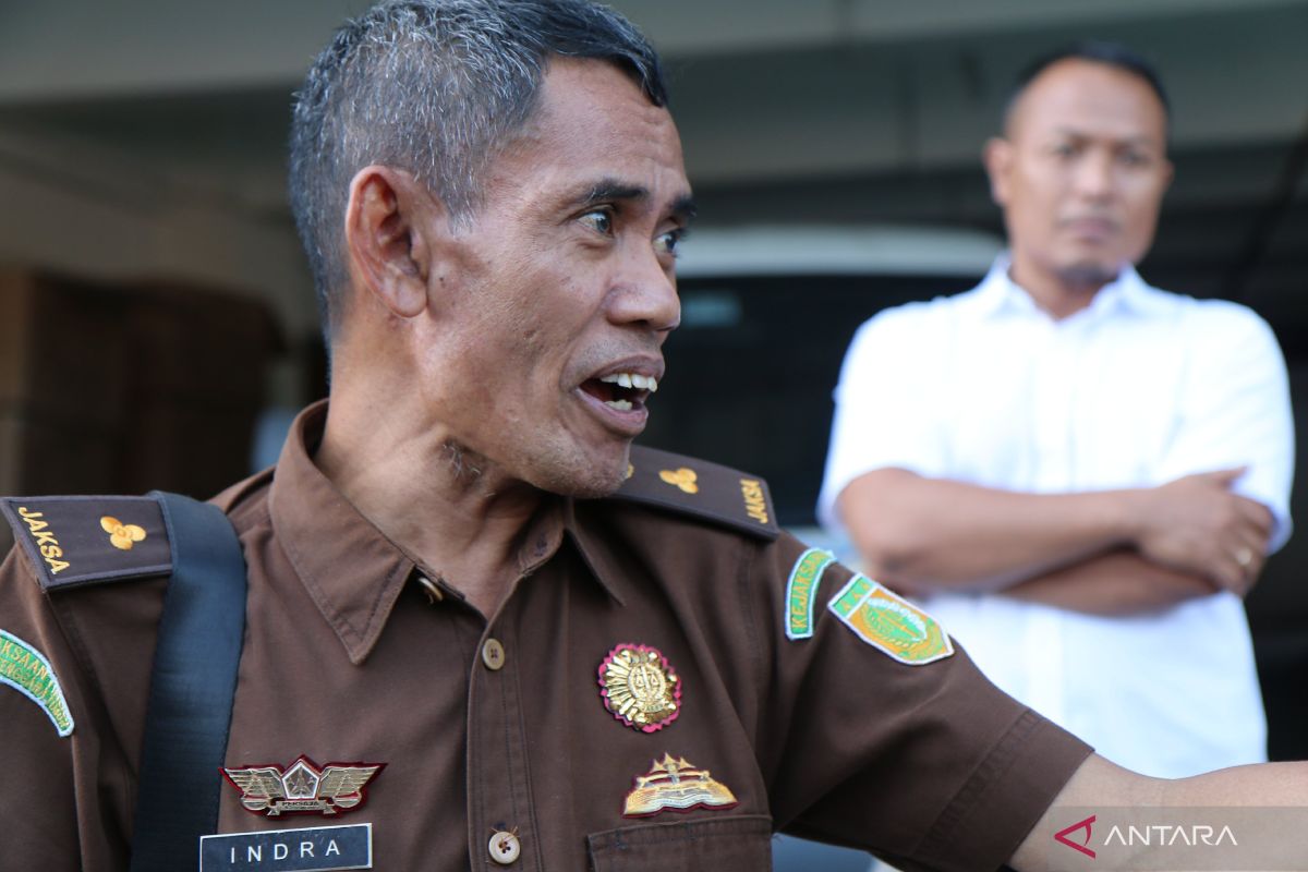 Jaksa menelusuri aset tersangka korupsi dana BLUD RSUD Sumbawa