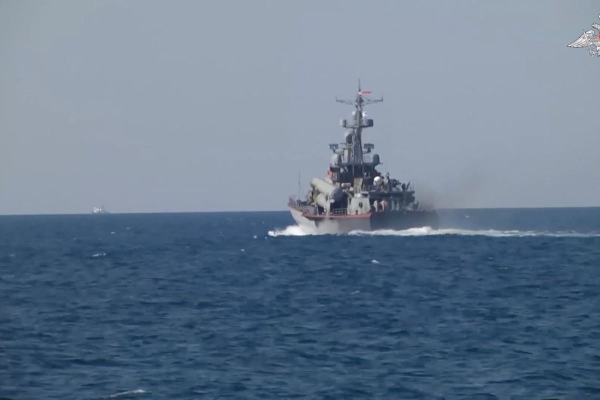 Rusia klaim tangkal serangan, Ukraina bantah serang kapal sipil