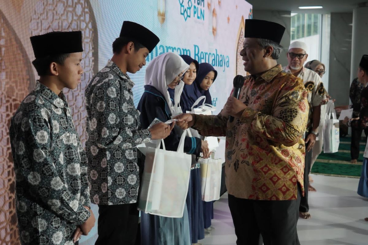 Semarak bulan Muharam, YBM PLN santuni 20 ribu anak Yatim Duafa