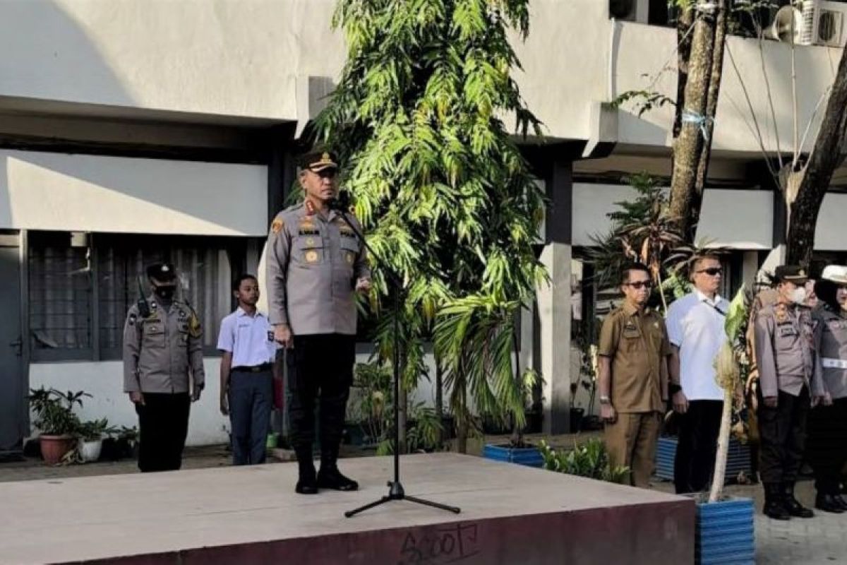 Polisi edukasi siswa SMAN 1 Makassar soal pencegahan kenakalan remaja