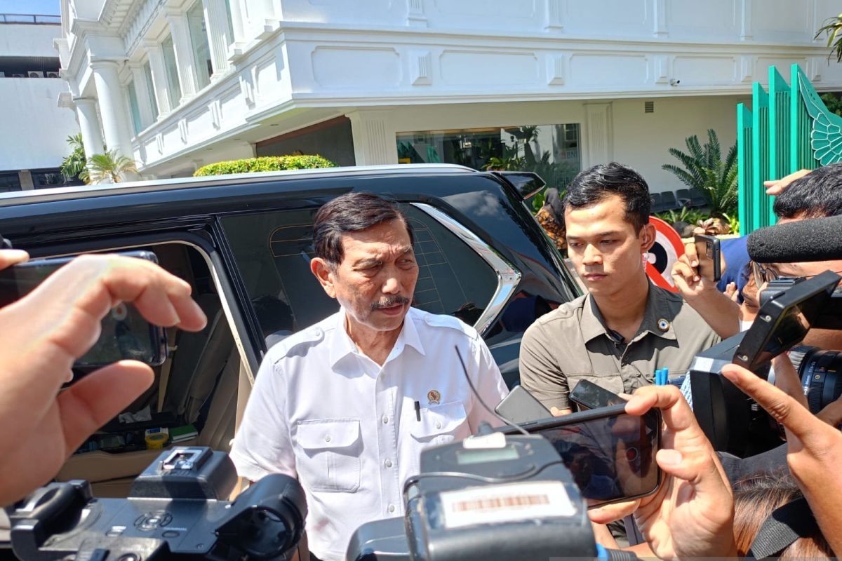 Luhut: Peneliti hingga orang berpengaruh kriteria pemegang golden visa