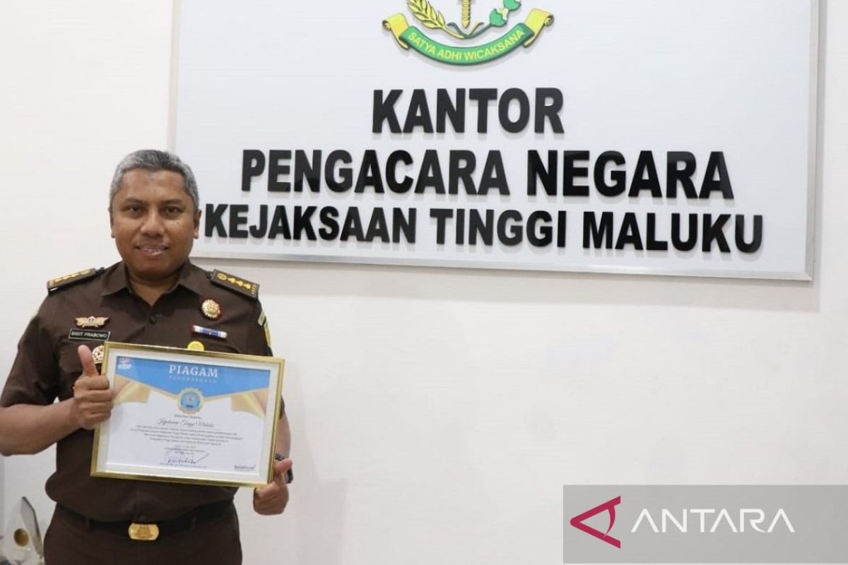 BNN beri penghargaan kepada Kejati Maluku selaku pengacara negara