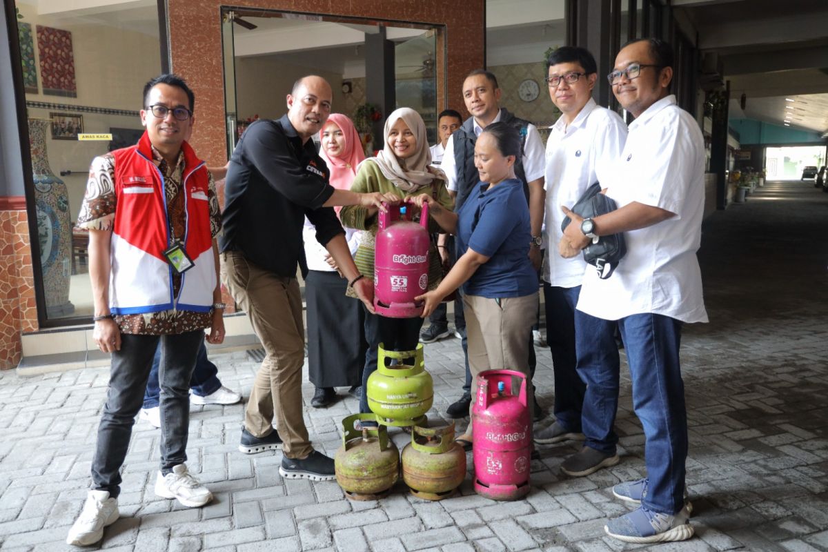 Petugas temukan sejumlah kafe di Kediri  gunakan elpiji bersubsidi