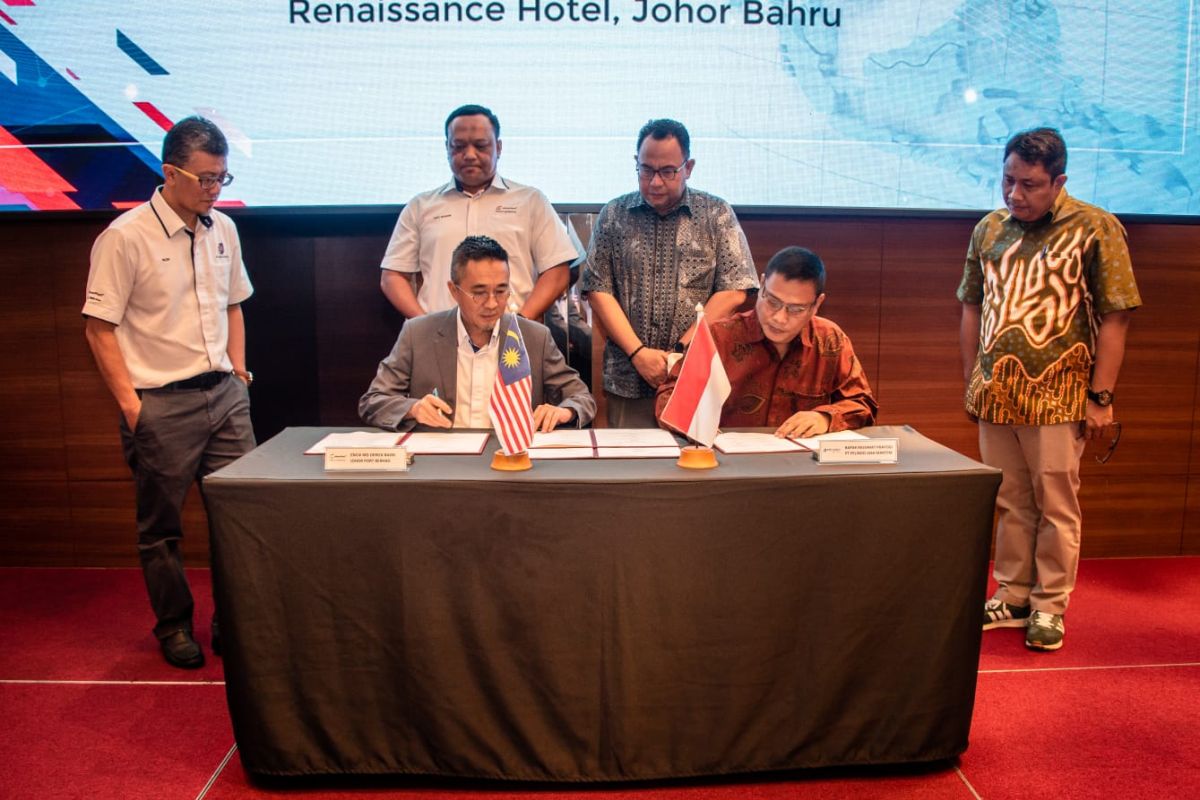 Subholding Pelindo berkolaborasi dengan Johor Port perkuat layanan kemaritiman