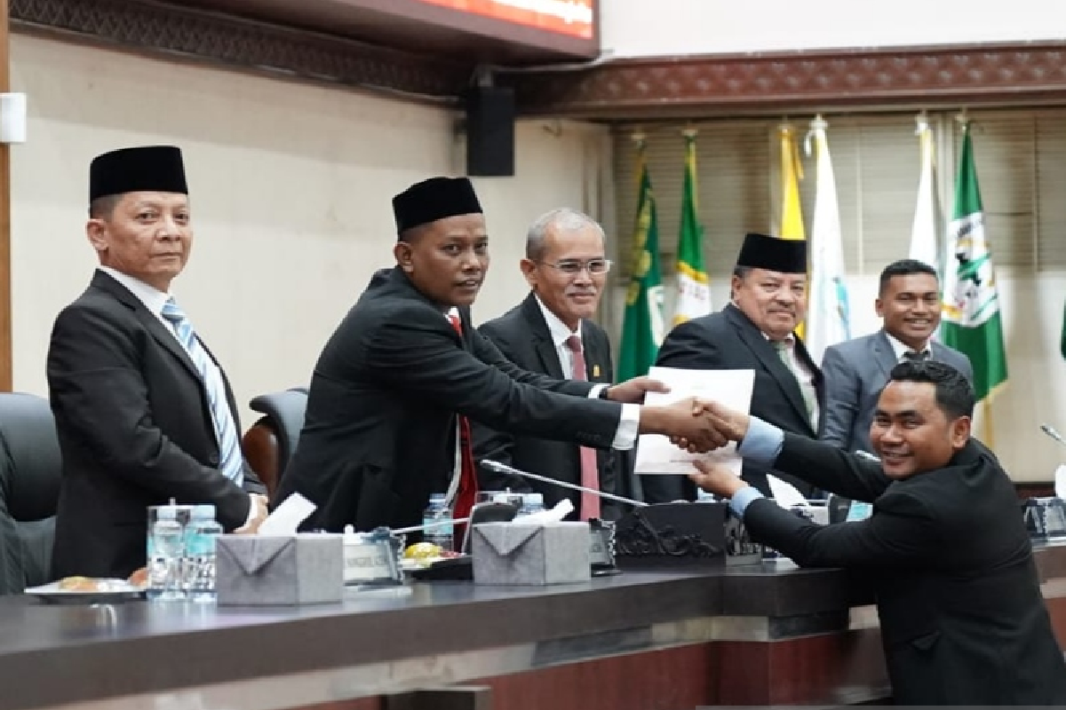 DPRA minta Gubernur Aceh cari alternatif dana pembangunan ke pusat