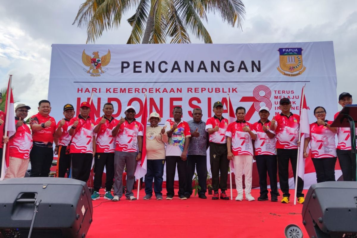 Pemprov Papua bagi 20 ribu bendera Merah Putih ke masyarakat