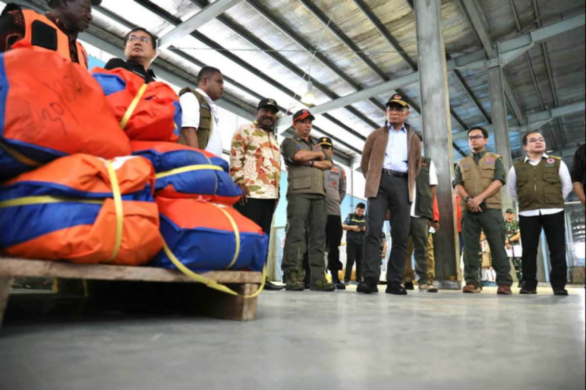 Kepala BNPB-Menko PMK bantu tangani kelaparan Kabupaten Puncak Papua