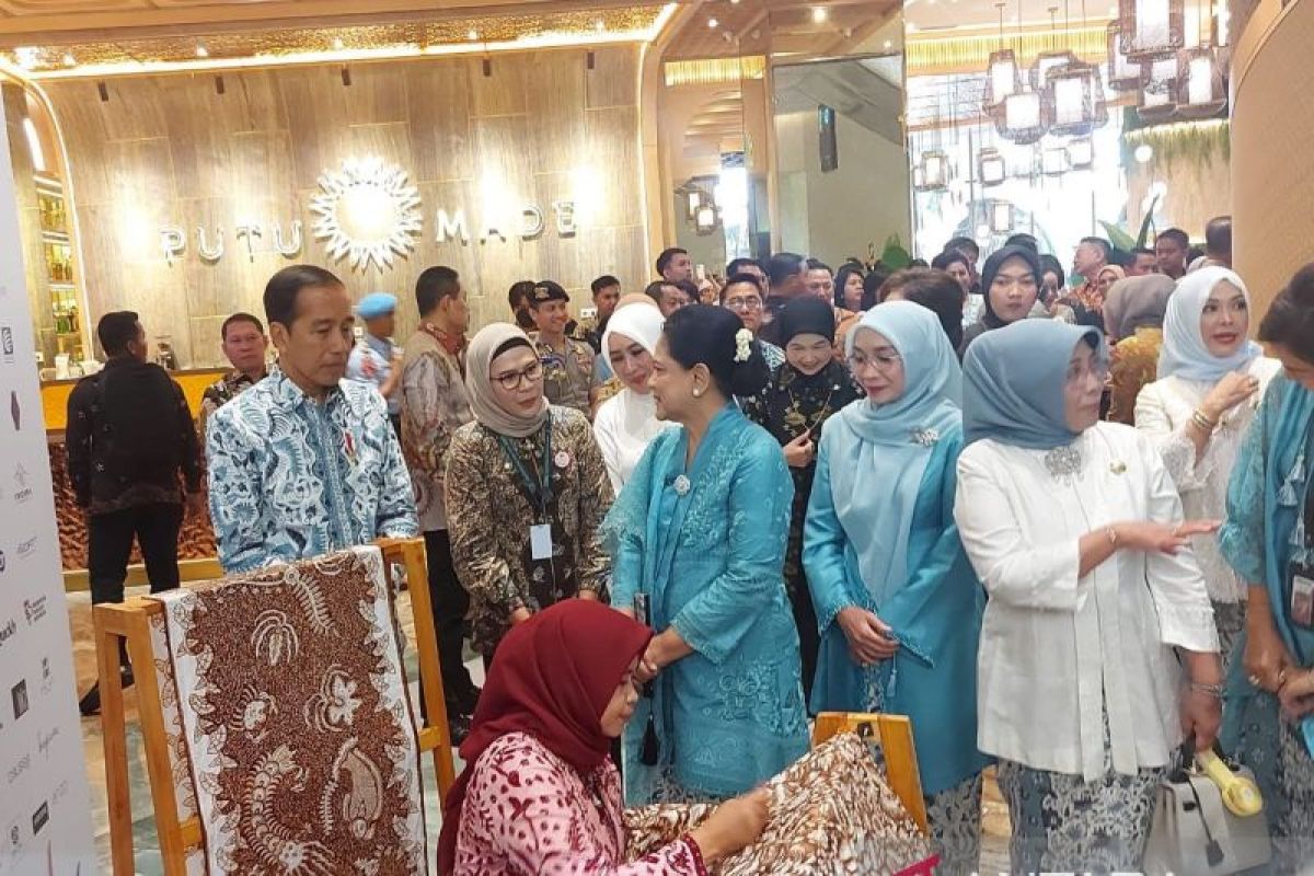 Presiden Jokowi klarifikasi pertemuan dengan Sandiaga bahas pariwisata